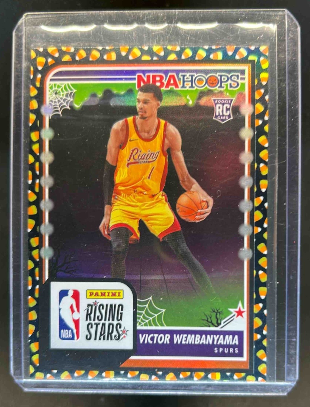 2023-24 Panini Hoops Haunted Victor Wembanyama RC Holo Candy Rookie #282 Spurs