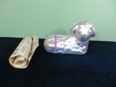 Vintage Wilton Easter Lamb 3D Cake Mold Pan Set With Instructions Recipes