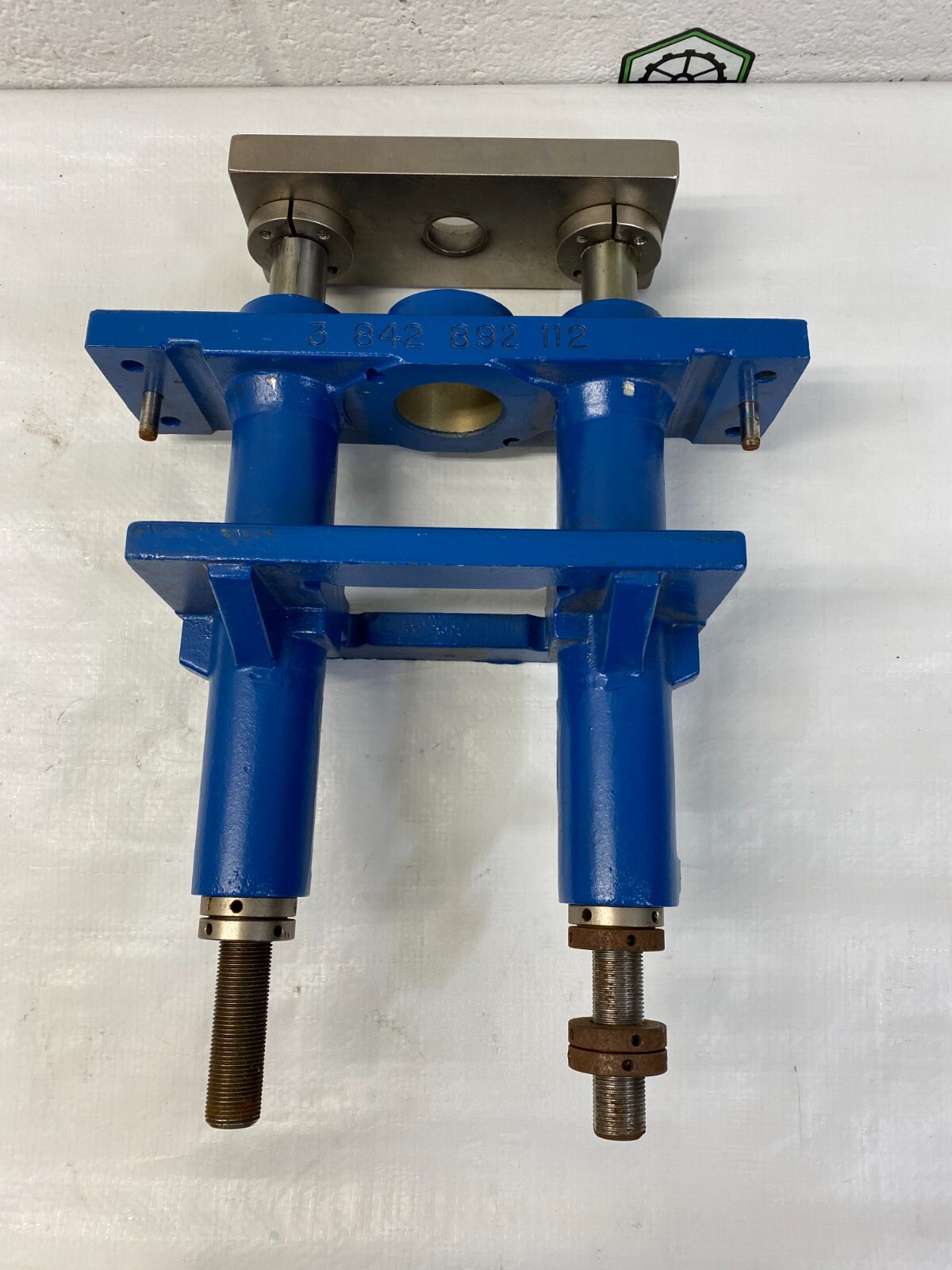 Bosch Rexroth 3 842 892 112 Pneumatic Pallet Lift Transfer System