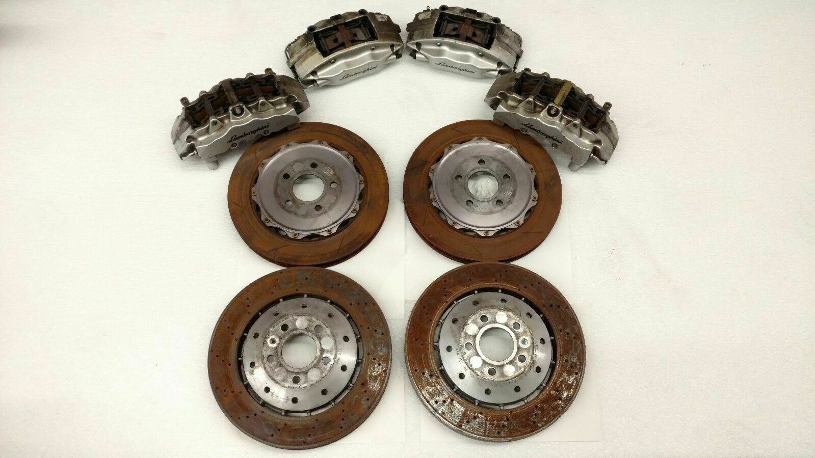 LAMBORGHINI GALLARDO LP560 LP570 BRAKE DISC CALIPER SET ASSEMBLY OEM COMPLETE 
