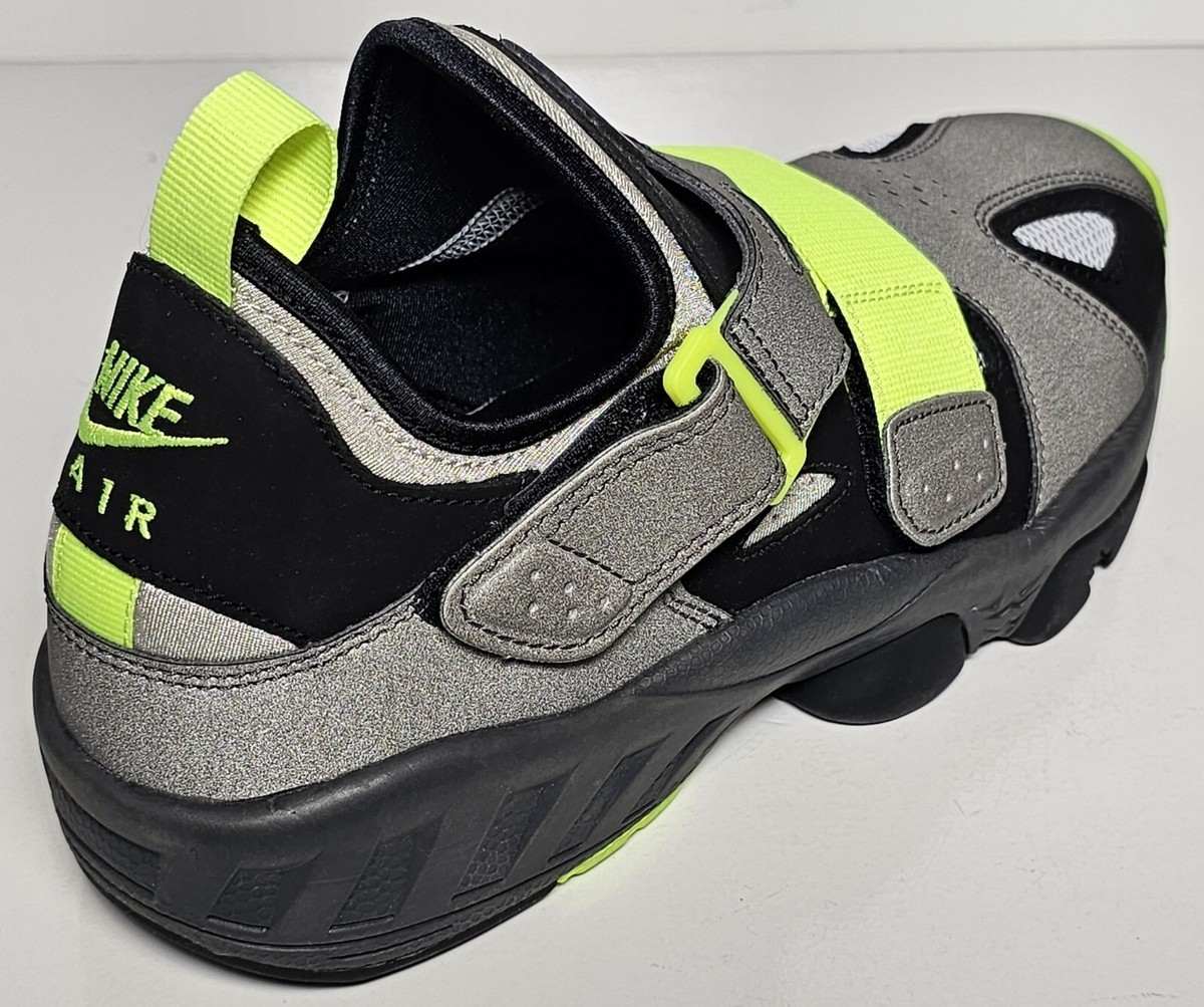 SINGLE SHOE Men's Right Size 9 Nike Trainer Huarache 94 Strata New