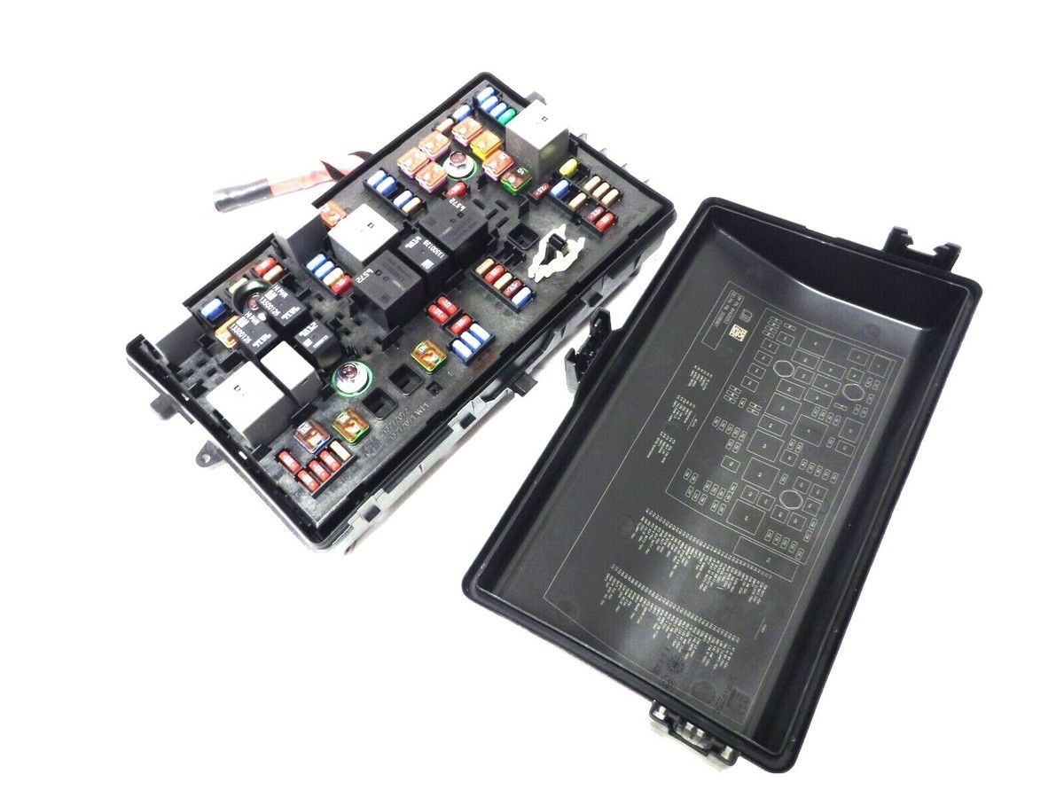 23418550 Fuse Block Box Complete Relay, Fuses, Battery Cable 2018