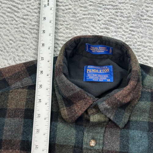 Pendleton Trail Button Up Plaid Shirt Men's Size Medium Elbow Patch Virgin Wool - Picture 6 of 9