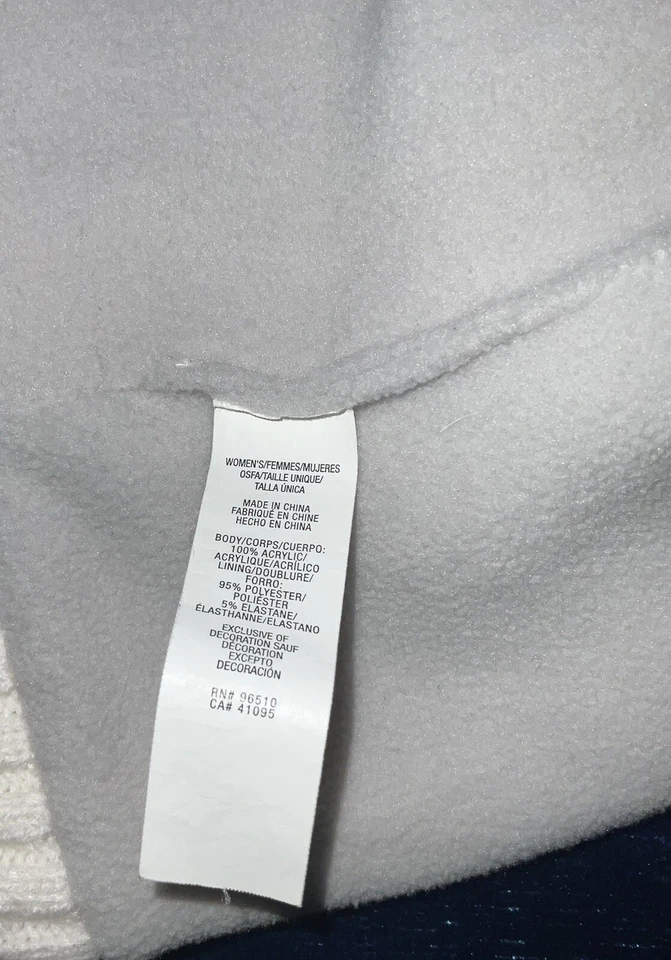 Under Armour Fleece Lined Cable Knit Beanie Crème - Image 2 of 4