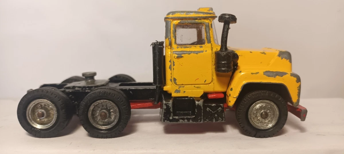 Corgi Mack Vintage Manufacture Diecast Cars, Trucks & Vans for