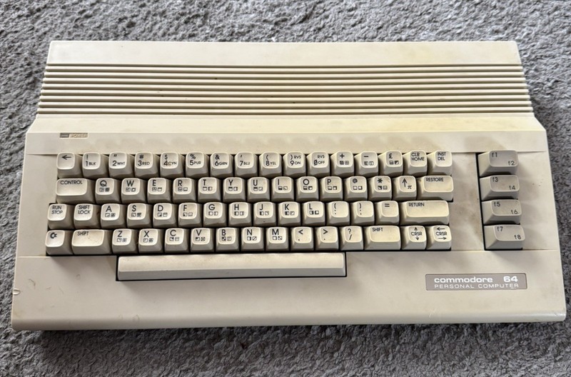 Commodore 64 c Model  unit only works tested