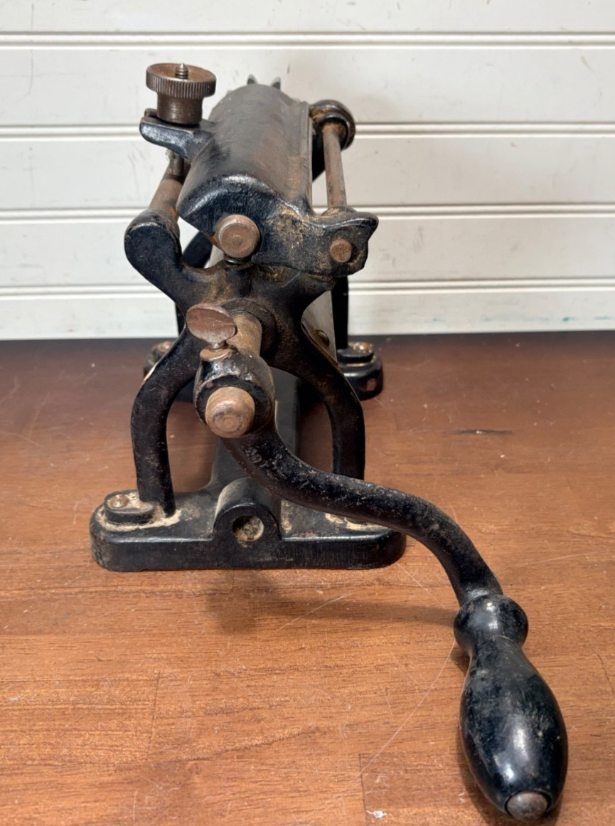 Vtg  Berarducci Bros Cast Iron Hand Crank Pasta Noodle Maker & accessories