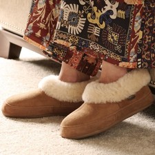 Acorn Women's Oh Ewe Shearling Bootie Slippers Size 7 NEW