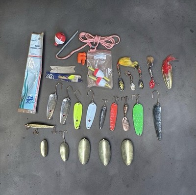 Stocked Plano Tackle Box Lot Mepps Rapala Dardevle Flutter Chuck Spoons Spinners