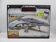 Hasbro Star Wars Ahsoka NEW REPUBLIC E-WING & KE4-N4 Vintage Collection