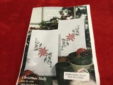 Tobin CHRISTMAS HOLLY Stamped Embroidery Kitchen Towel Lace Trim Set OPEN PKG