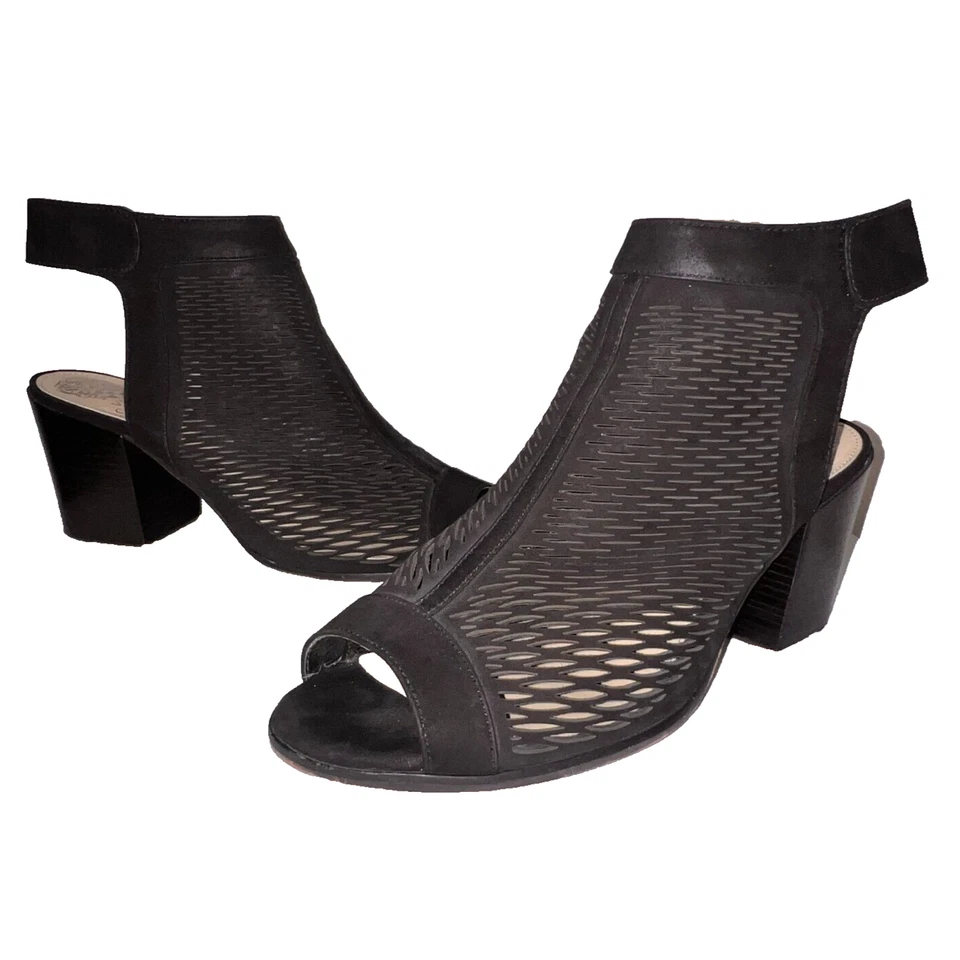 Botas de salón Vince Camuto para mujer talla 10,5 M negras de gamuza lava perforadas punta abierta Foto 2 de 4