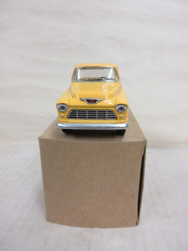 Kinsmart 1:32 Scale Diecast 1955 Chevy Stepside Pickup Truck Collectible Toy Car - Picture 2 of 10