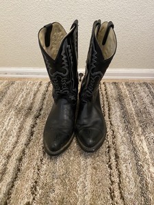 outfits with cream boots