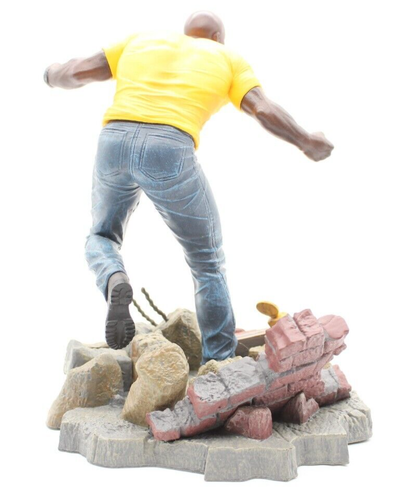 Diamond Select Gallery Diorama Luke Cage 2018 Marvel - Picture 3 of 8