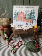 OLD PRIMITIVE VICTORIAN ANTIQUE VINTAGE STYLE CHRISTMAS ON THE FARM HORSE SIGN 
