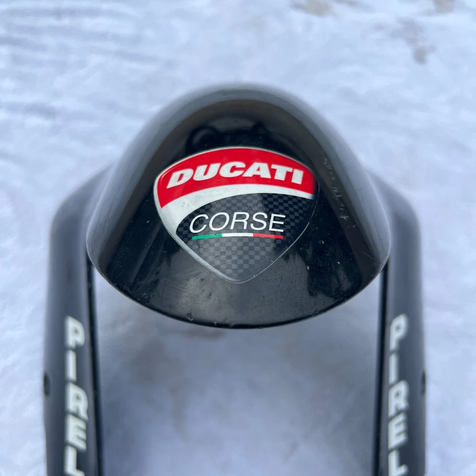 Guardabarros delantero cubierta de rueda para Ducati 848 1098 1198 2008-2015 OEM 56410611A Foto 4 de 4