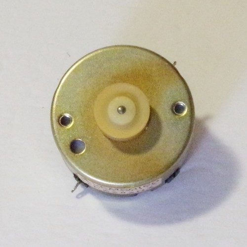 Small electric motor with pulley Matsushita Panasonic VEMS0150 3-12V DC for DIY - Picture 2 of 6