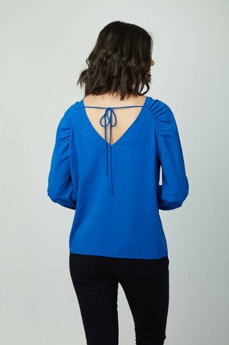 V Neck Back Tie Dion Top - Picture 5 of 19