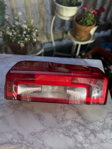 Luz trasera izquierda para conductor Ford Super Duty F250 F350 F450 F550 2023-2024 OEM PC3B - Imagen 3 de 15