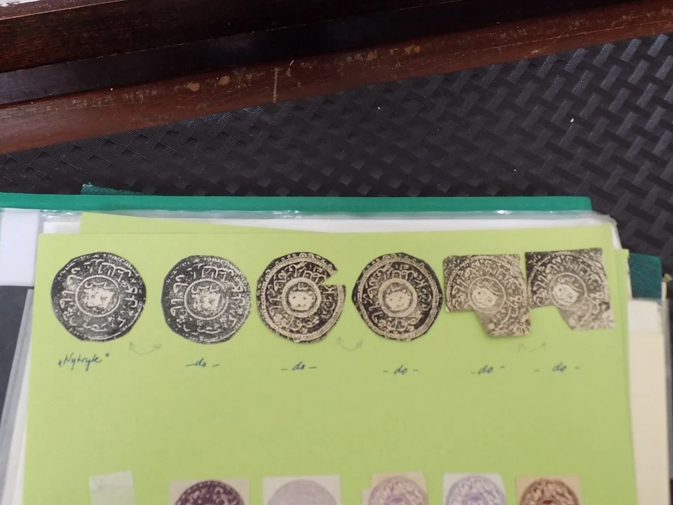 AFGHANISTAN STAMPS COLLECTION IN STOCKBOOK + ALBUM PAGES — 第 2/4 张图片