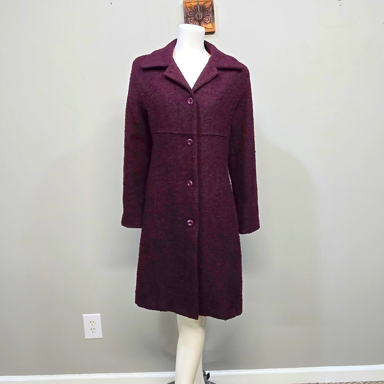 Halston, Vintage 90s Halston Wool Blend Bouclé Coat Women 6 Burgundy Long Winter Overcoat