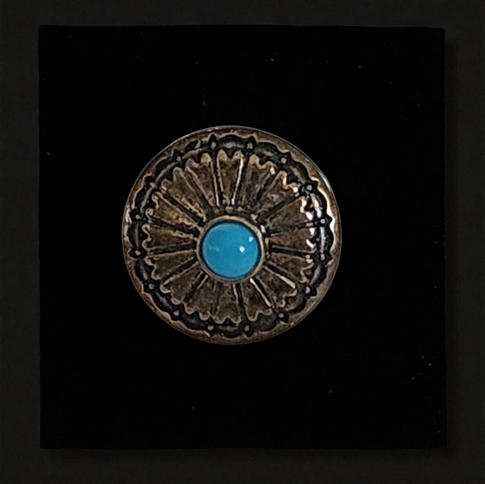 CONCHO STYLE BUTTON EARRINGS - image 3