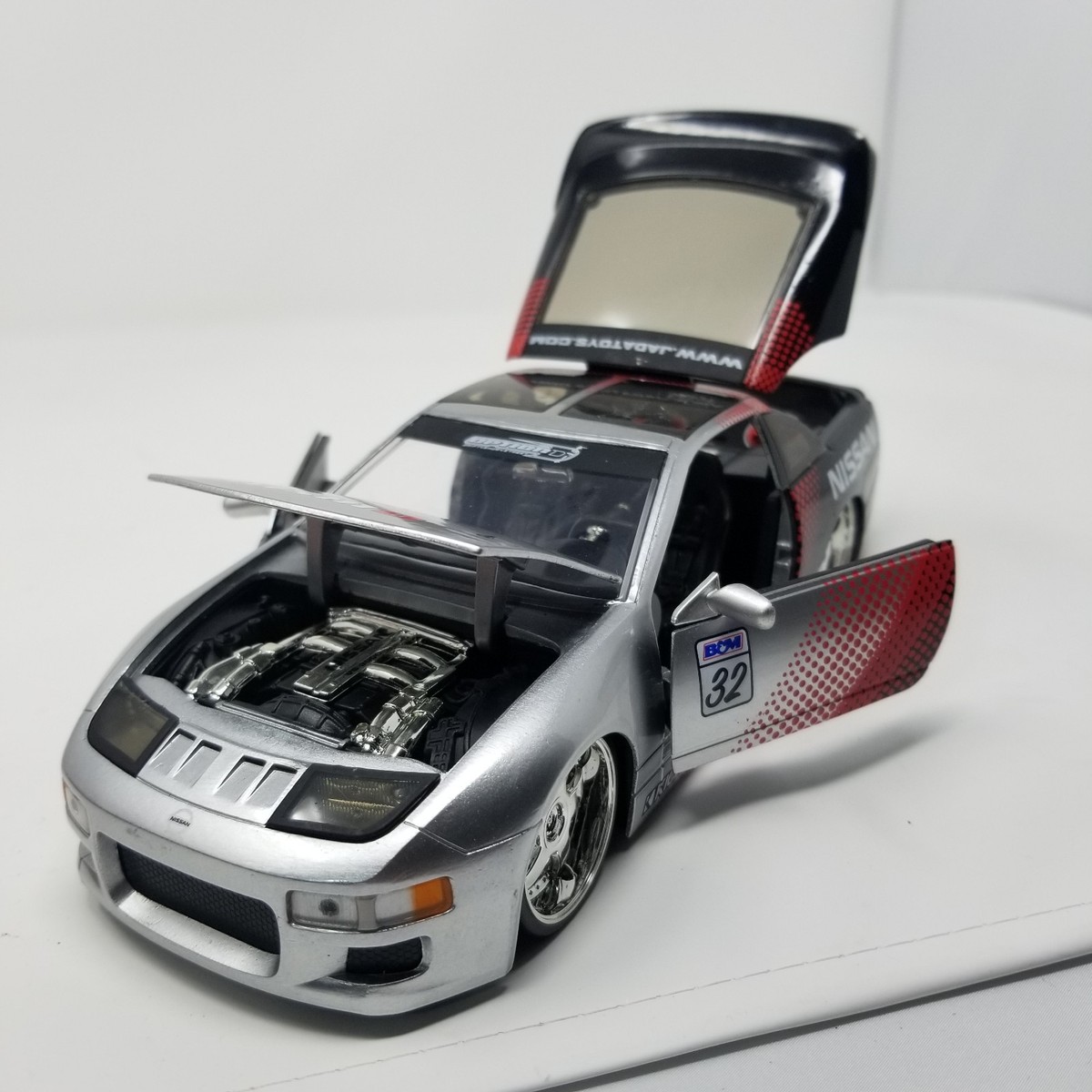 Jada 1/24 Nissan 300zx Option D Retro Classic Sports Car Nismo