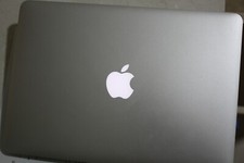 Silver MacBook Pro 13" 2012 8GB Ram Core i5 120 GB Storage Intel Graphics 4000