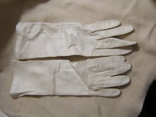 Vintage Grandoe White Kid 3/4 Length Gloves Sz 6.5 Soapable Leather