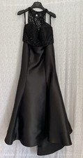 Morí Lee Black 2 Piece Ball Gown. Beautiful beaded bodice & taffeta skirt. 