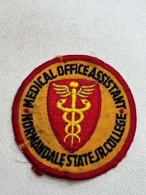 Vtg ROUGH Shape MEDICAL OFFICE ASSISTANT NOMRANDALE STATE JR. COLLEGE Patch T155
