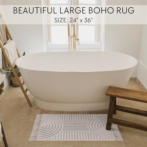 KIBAGA Beautiful Boho Rug with Tassels for Your Bathroom - Soft 2 x 3 ft. - Picture 3 of 8