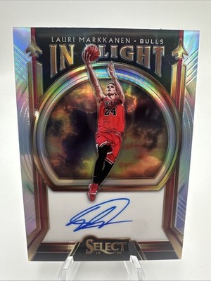 2019-20 Select Lauri Markkanen In Flight Silver Prizms Auto # /149 Bulls   Jazz