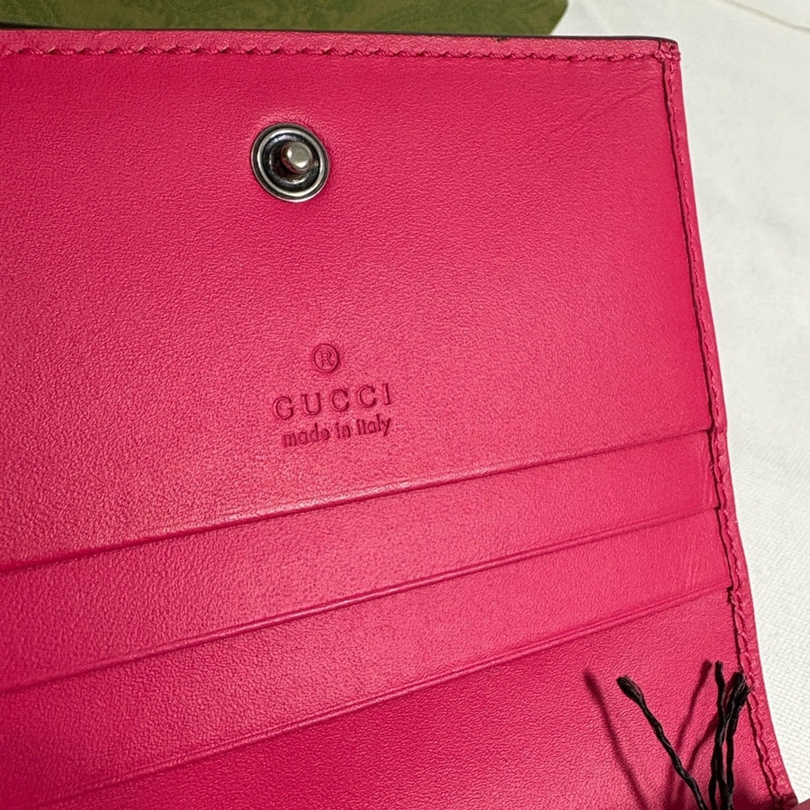 Authentic GUCCI and SEGA collaboration pink wallet with box and certificate image 7