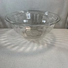 Pyrex #325 Clear Ribbed Glass 2.5 Qt  Mixing Bowl - Excellent Condition