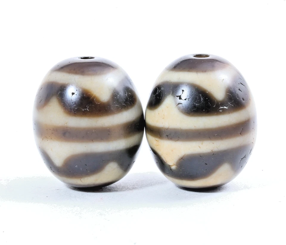 Himalayan Tibetan Nepalese Cultures Dzi Zee Double Tasso Prayer Amulet Mala Bead - Image 4 of 4