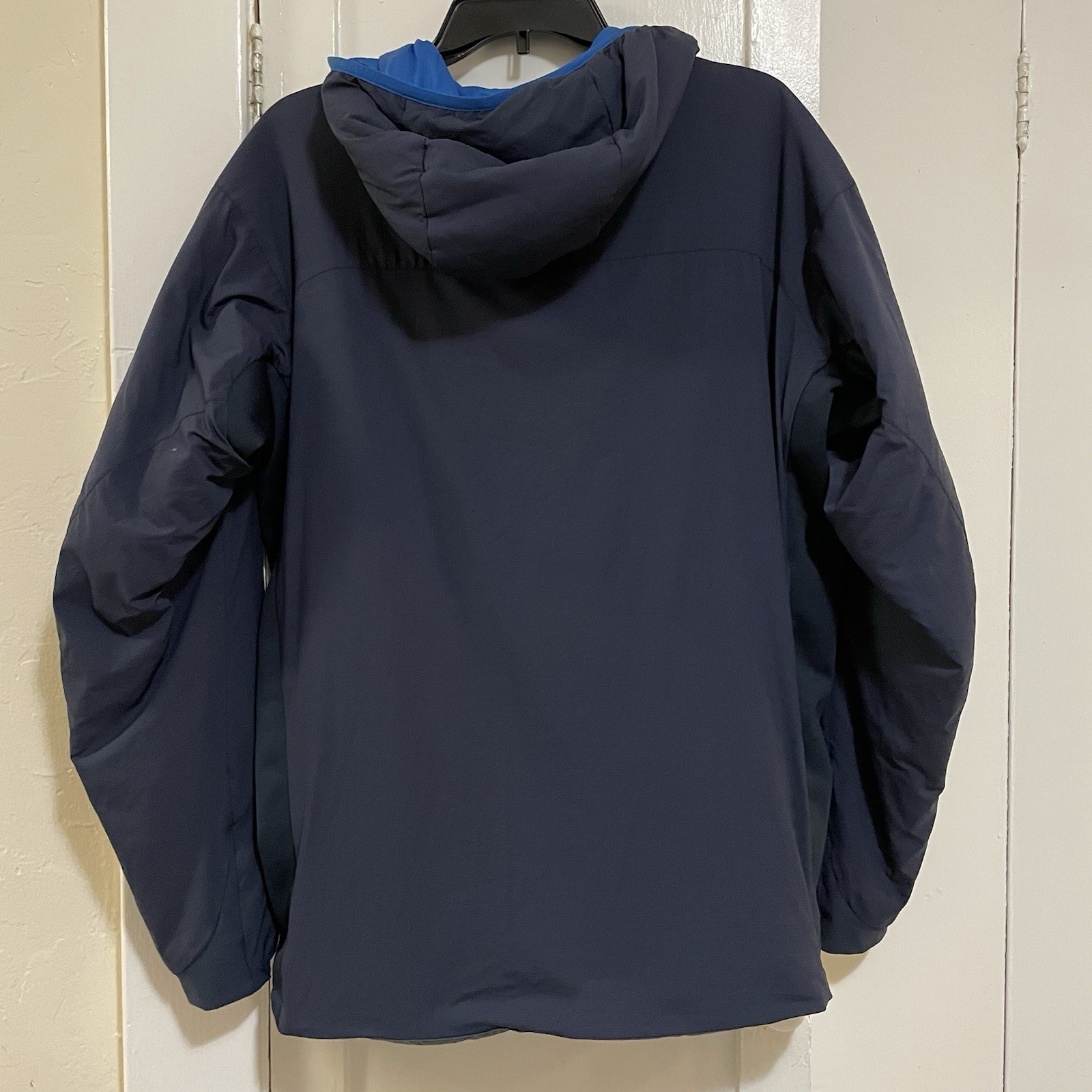 ARC'TERYX Atom LT Hoody - Men's Large Navy Blue and L… - Gem