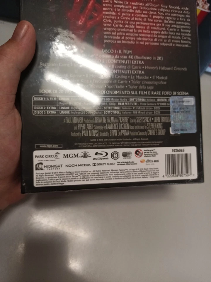 Carrie Midnight Classics Limited Edition Blu-ray region B import BOOKLET NEW OOP - Image 3 of 3