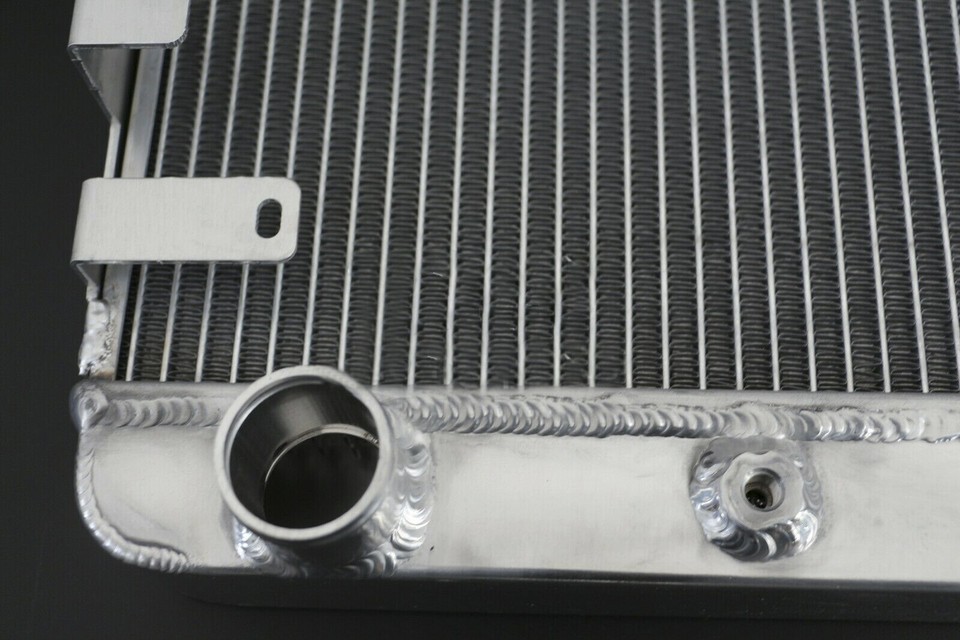 22.8W 3ROW ALUMINUM RADIATOR FOR 1975-1978 76 77 Ford Mustang II 5.0L V8 Engine