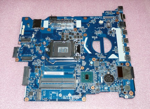 Placa base Terra Mobile 1542, 1542K 6-71-N3500-D02 P/N: 6-77-N350DW00-D02-2 - Imagen 1 de 6