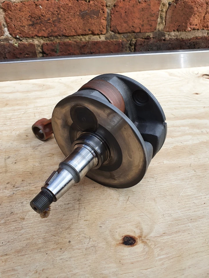 Conjunto cigüeñal motor KTM 640 DUKE 2 LC4 2000-2006 Foto 3 de 4