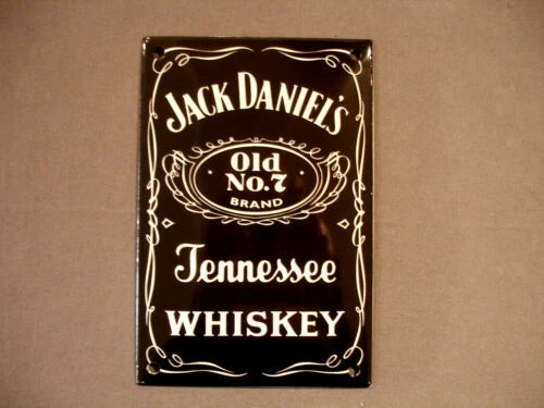 Plaques émaillées anciennes publicitaires de collection en boisson alcoolisée