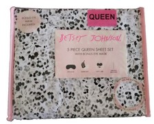 BETSEY JOHNSON QUEEN SIZE 5 PC BED SHEET SET GREY WHITE FLORAL NEW