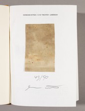Hermann Nitsch, O. M. Theater Lesebuch mit originalem Bluttuch, handsign. numm.