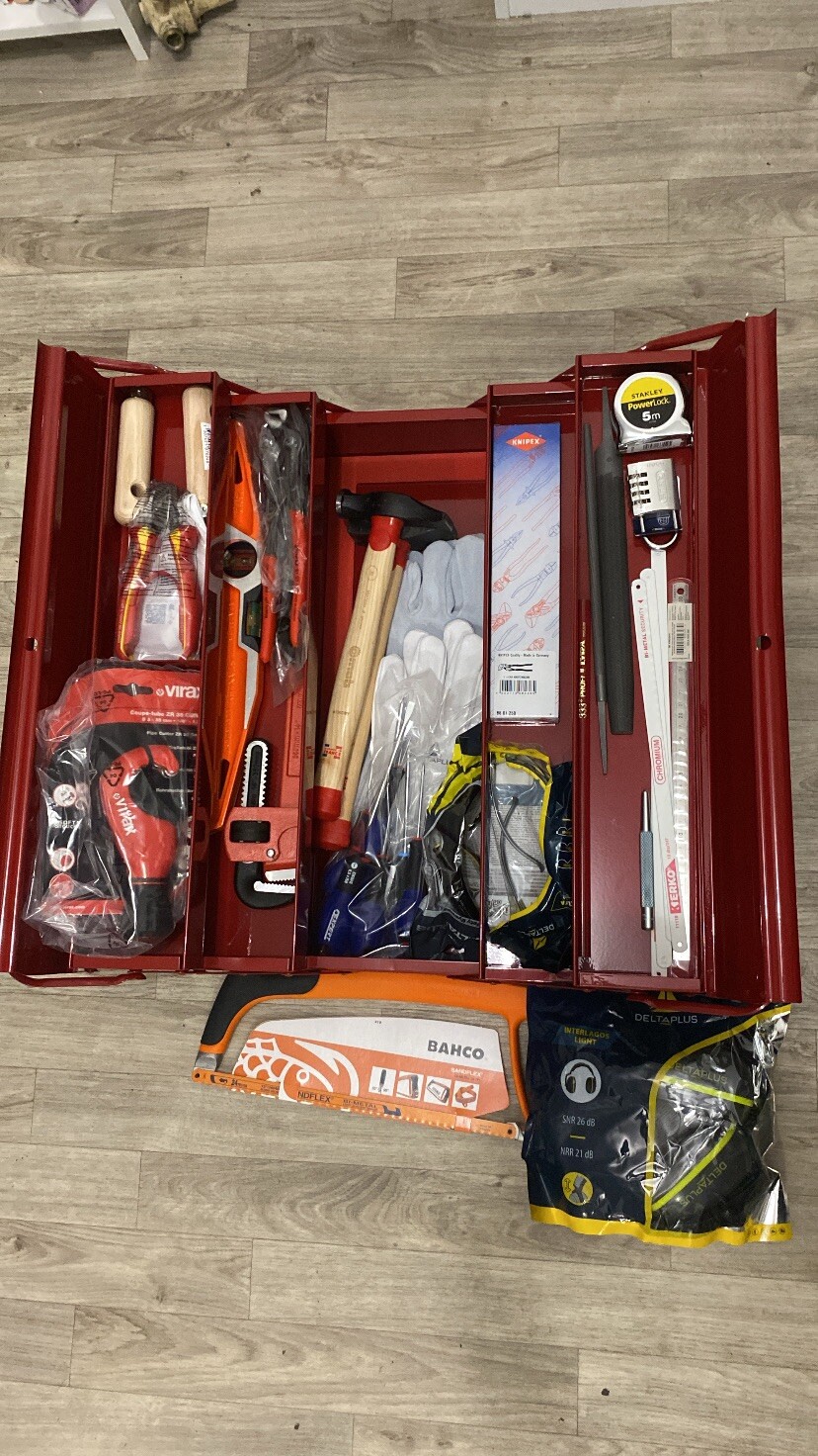 Boîte à outils en métal noir de 42 cm avec plateau amovible