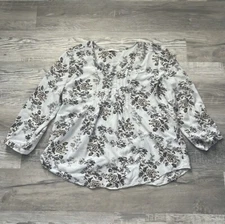 Fun To Fun 3/4 Sleeve Floral Top M