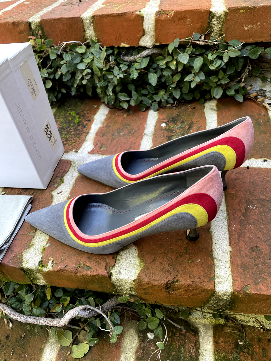 NWB Manolo Blahnik Gray Suede Pumps with Multi-Color Stripes, size