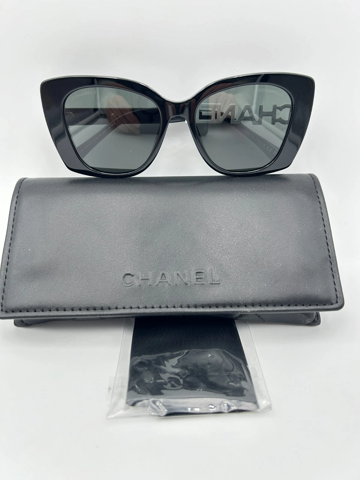 Chanel — Chanel Sunglasses New 5422-B-A 1026/S4 Black White Gray 53 17 140