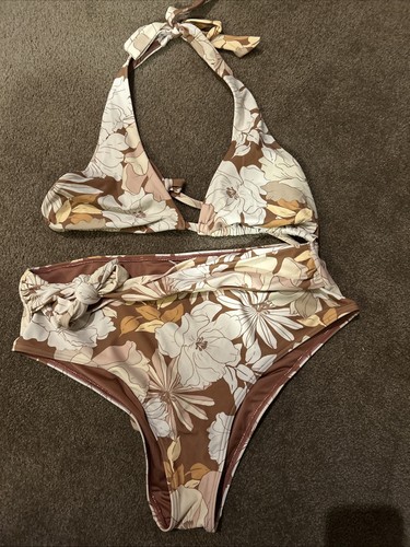Cupshe Damen zweiteiliger Bikini, Oberteil fällt groß aus und Unterteil ist XL. Braun und Rosa